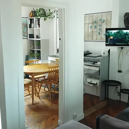 Charming In Les Batignolles * Paris
