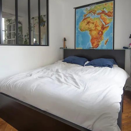 Apartment Charming In Les Batignolles *