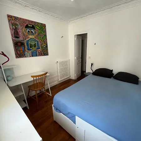Charming In Les Batignolles Apartment *